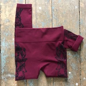 Maroon Legging